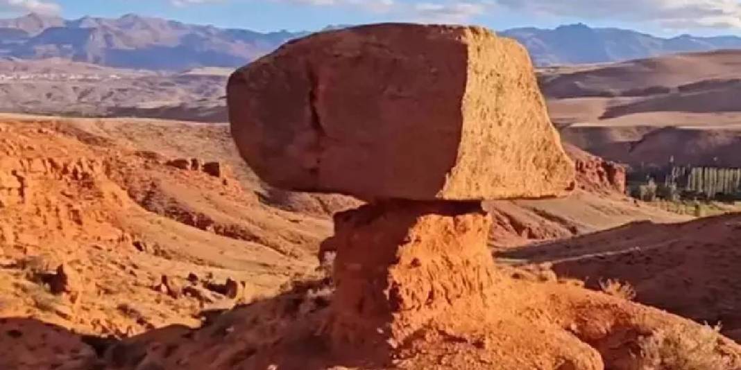 Manzara Amerika’dan değil Kars’tan! Bir doğa harikası daha viral oldu: Görmek için dağ tepe aşılıyor, tüm zahmete değiyor 6